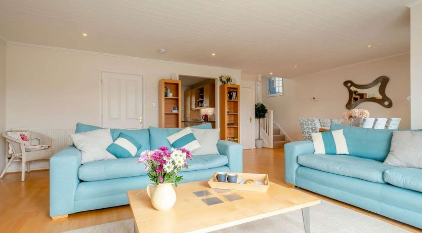 Photo of 4 Bed in South Cerney