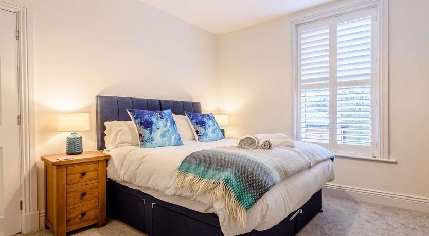 Photo of 5 Bed in Matlock Bath