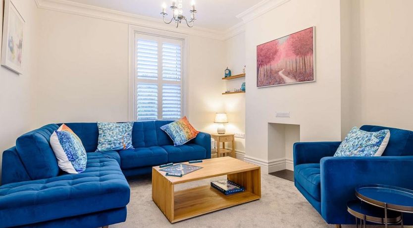 Photo of 5 Bed in Matlock Bath