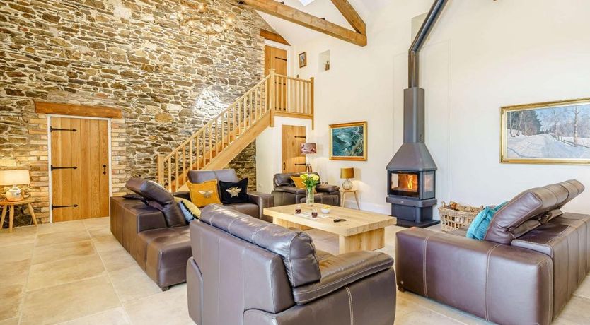 Photo of 5 Bed in Embleton