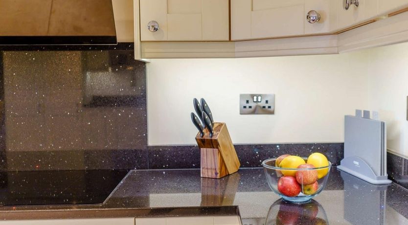 Photo of 5 Bed in Embleton