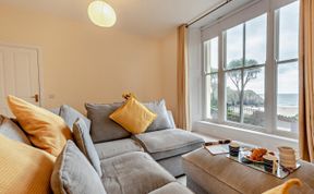 Photo of 1 Bed in Tenby