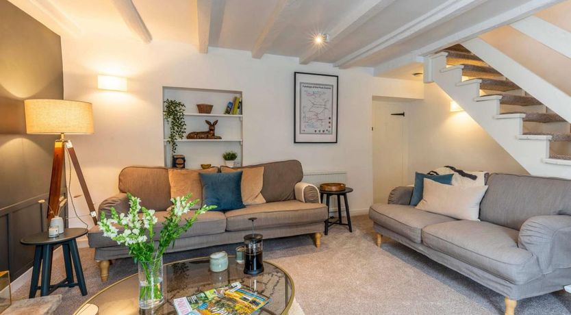 Photo of 3 Bed in Great Longstone