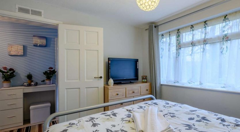 Photo of 3 Bed in Beeston Regis