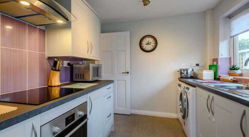 Photo of 3 Bed in Beeston Regis