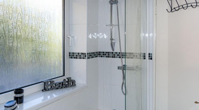 Photo of 2 Bed in Crynant