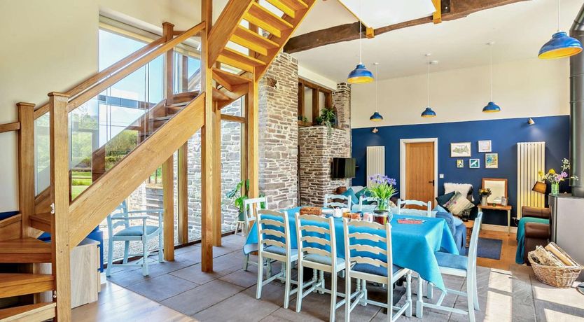 Photo of 4 Bed in Brecon