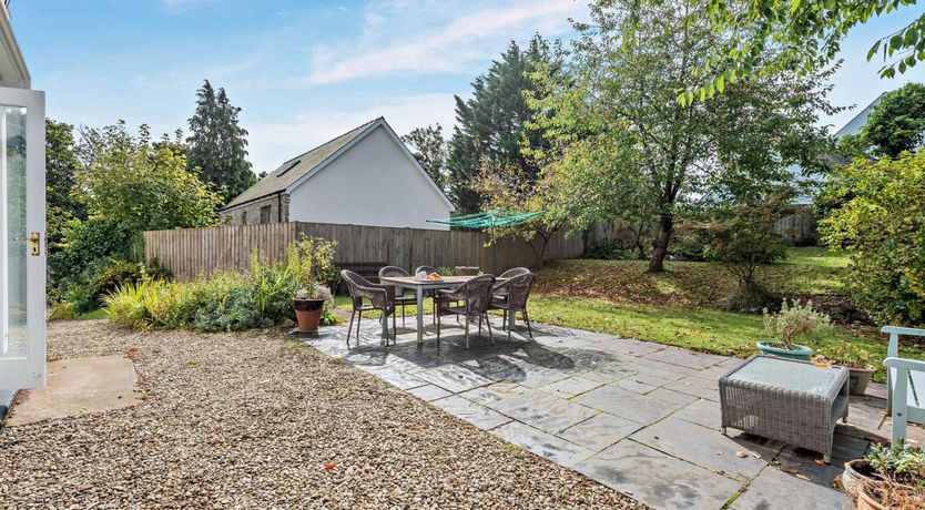 Photo of 3 Bed in Tenby