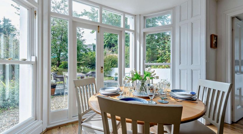 Photo of 3 Bed in Tenby