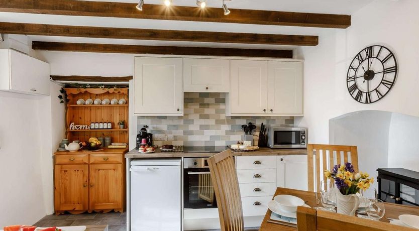 Photo of 2 Bed in Polyphant