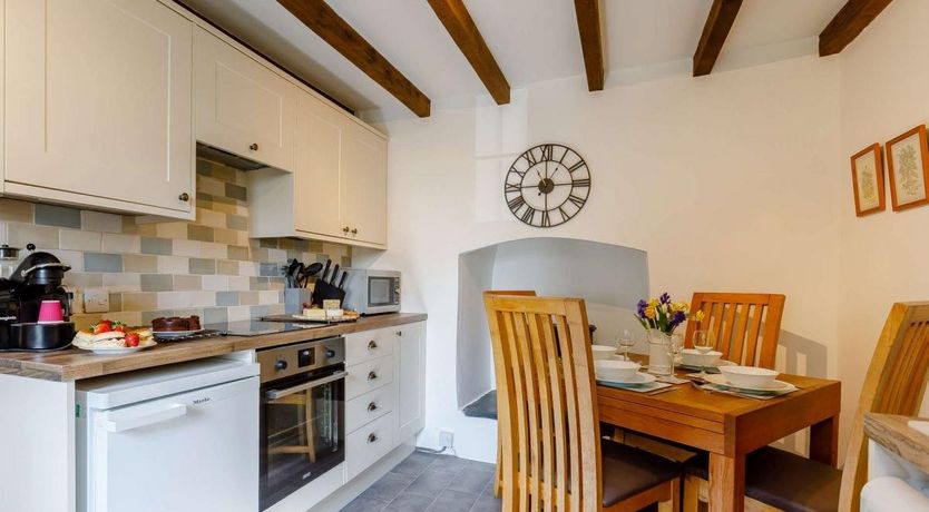 Photo of 2 Bed in Polyphant