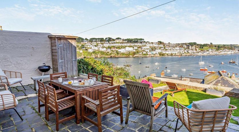 Photo of 3 Bed in Polruan