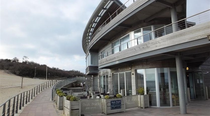 Photo of 2 Bed in Tenby