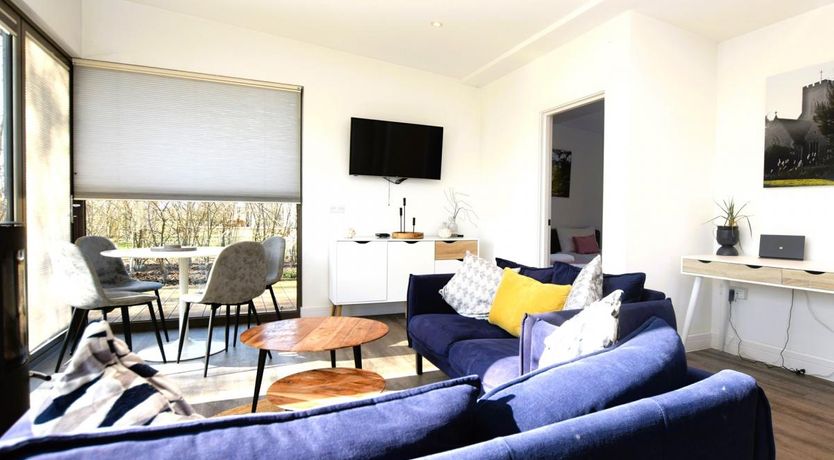 Photo of 2 Bed in East Bergholt