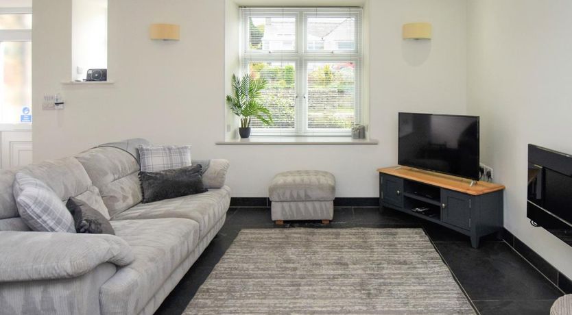 Photo of 2 Bed in Dyffryn Ardudwy