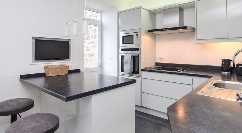 Photo of 2 Bed in Dyffryn Ardudwy