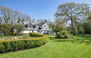 5 Bed in Dorchester Holiday Home