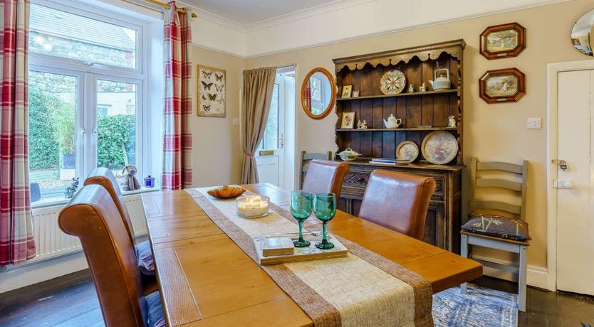 Photo of 3 Bed in Wroxall