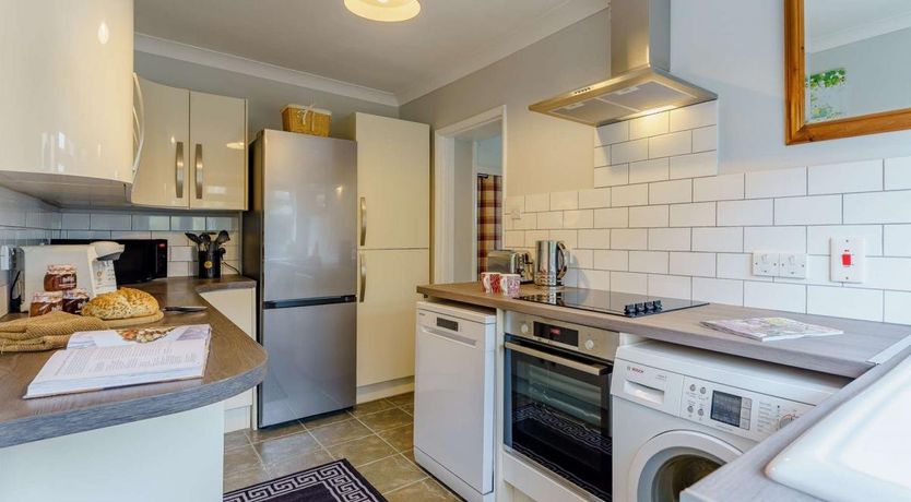 Photo of 3 Bed in Wroxall