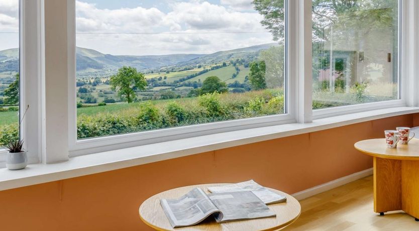 Photo of 6 Bed in Pennorth