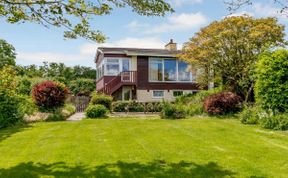 Photo of in Pennorth (BN168)