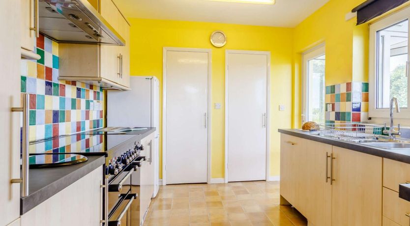 Photo of 6 Bed in Brecon