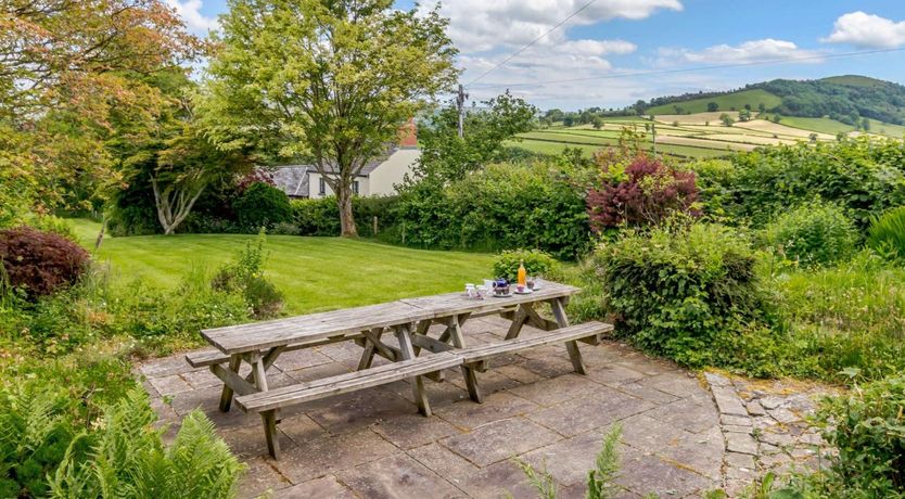 Photo of 6 Bed in Brecon