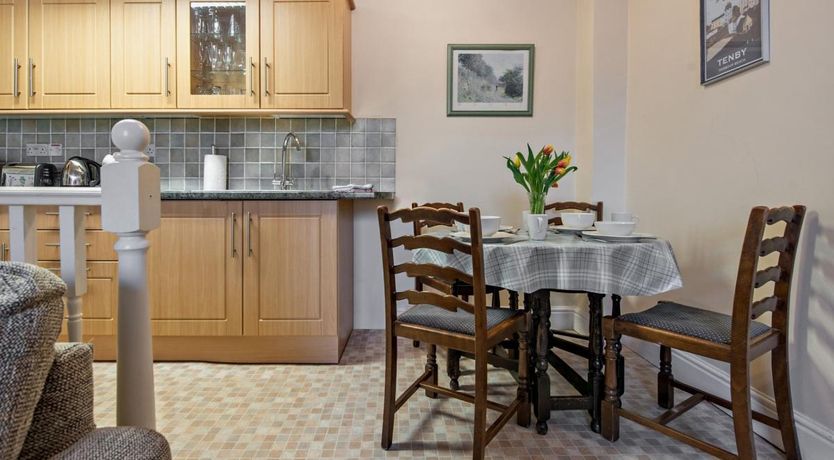 Photo of 2 Bed in Tenby