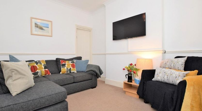 Photo of 2 Bed in Ventnor