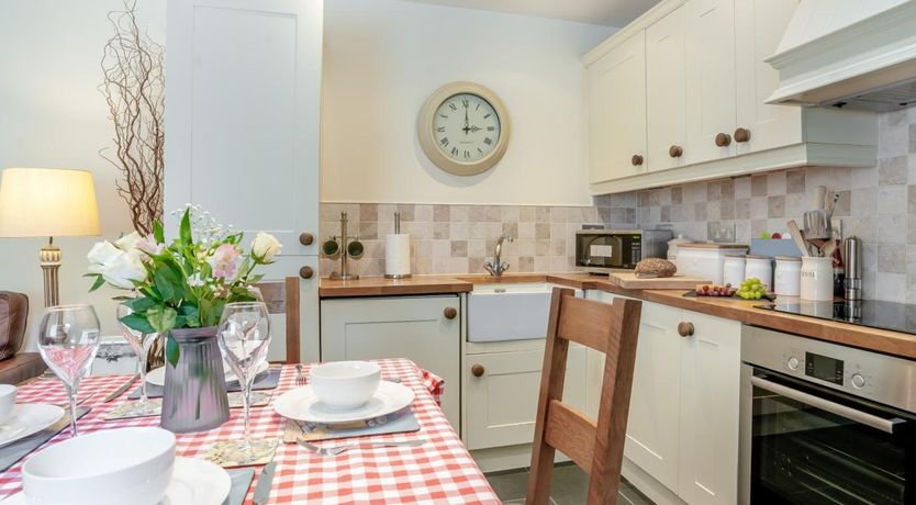 Photo of 2 Bed in Abergavenny