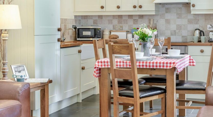 Photo of 2 Bed in Abergavenny