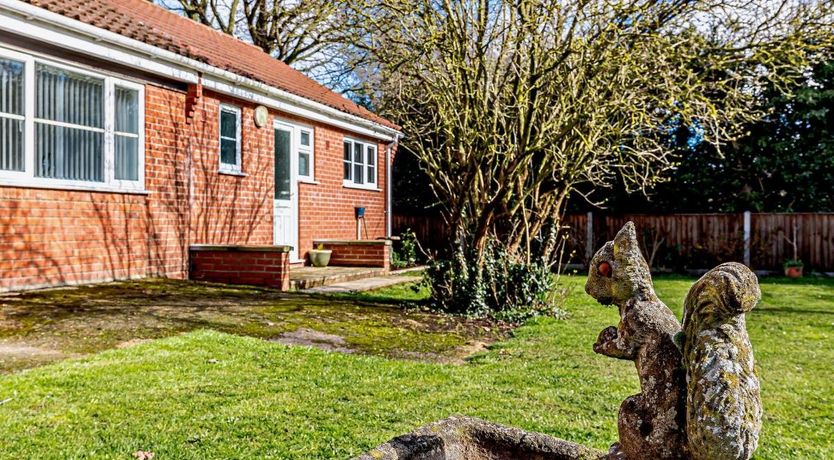 Photo of 1 Bed in Spa Common