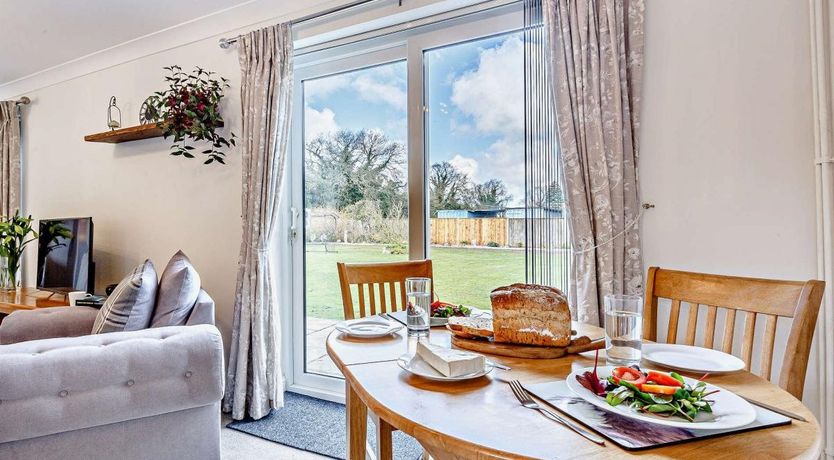 Photo of 1 Bed in Spa Common