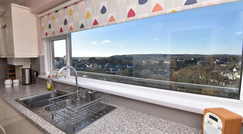 Photo of 2 Bed in Tenby