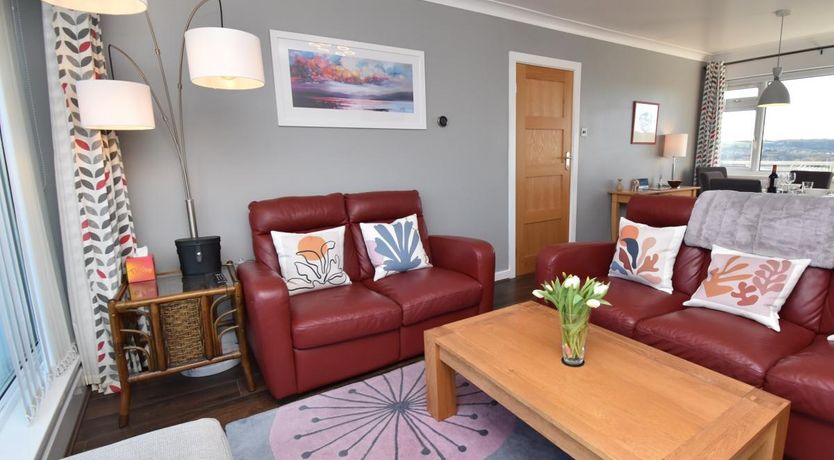 Photo of 2 Bed in Tenby