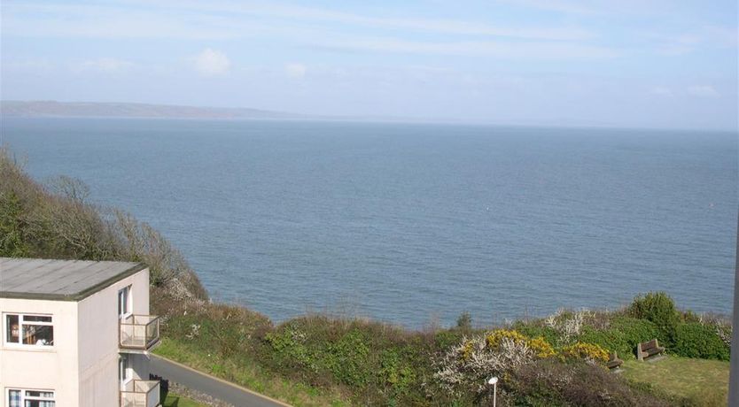 Photo of 2 Bed in Tenby