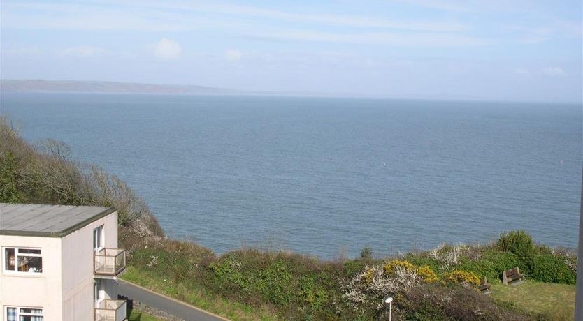 Photo of 2 Bed in Tenby