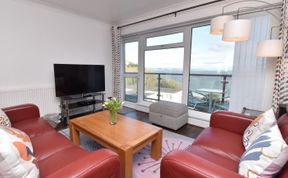 Photo of 2 Bed in Tenby