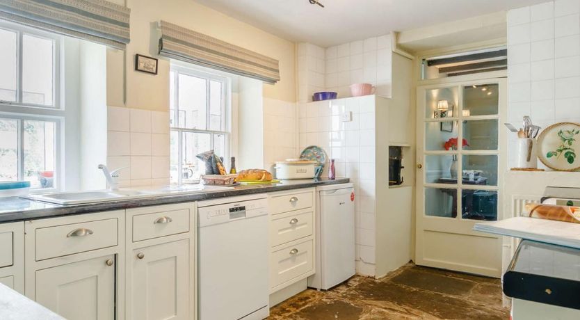 Photo of 2 Bed in Talybont-on-Usk