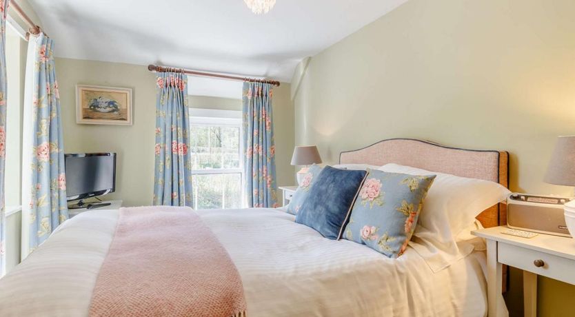 Photo of 2 Bed in Talybont-on-Usk