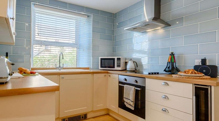 Photo of 4 Bed in Tenby