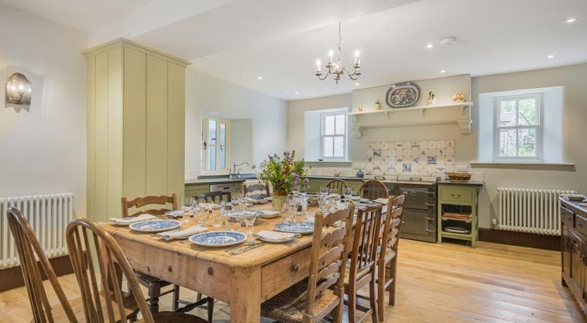 Photo of 5 Bed in Witherslack