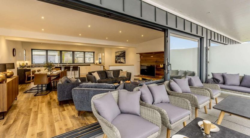 Photo of 4 Bed in Westward Ho