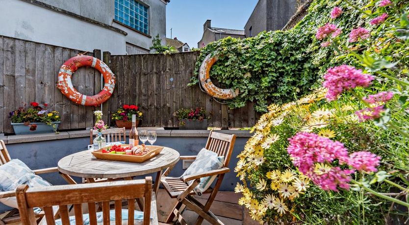 Photo of 2 Bed in Tenby