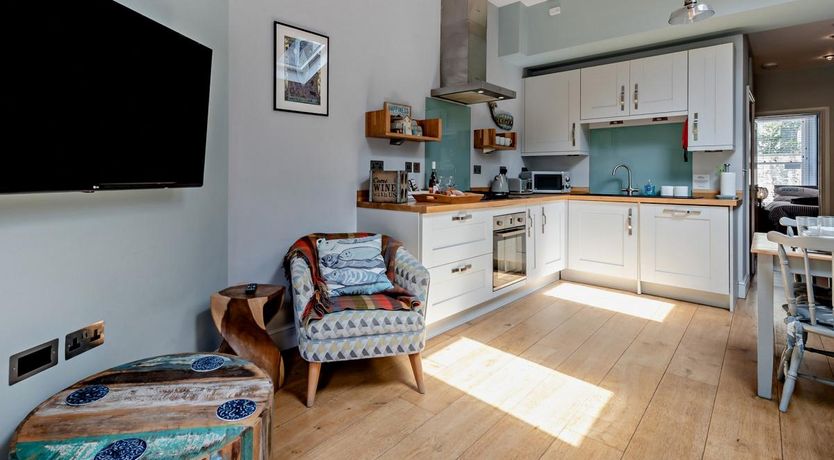 Photo of 2 Bed in Tenby