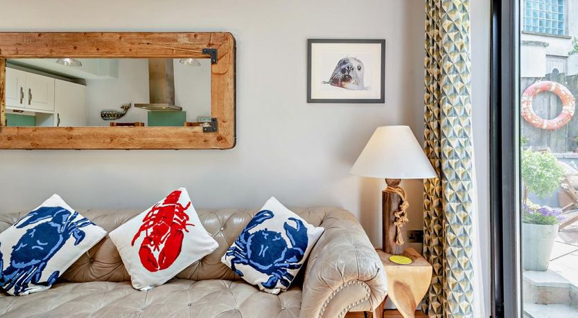 Photo of 2 Bed in Tenby