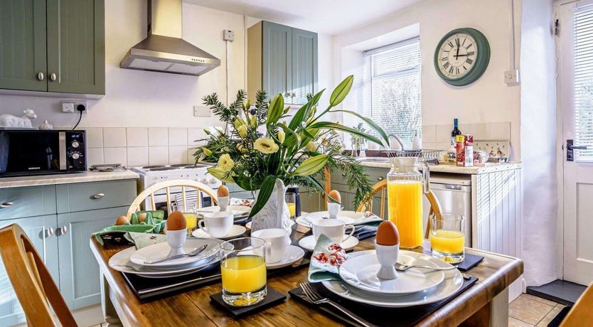 Photo of 2 Bed in Felindre