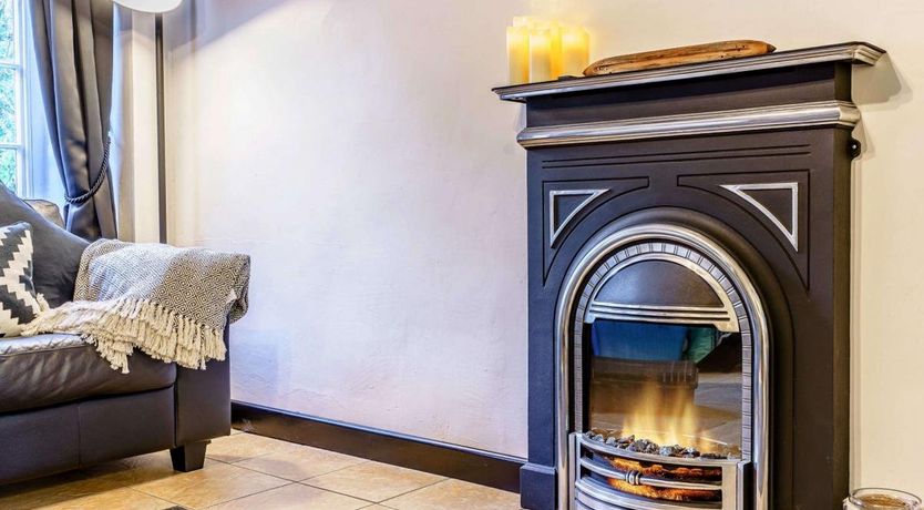 Photo of 2 Bed in Felindre