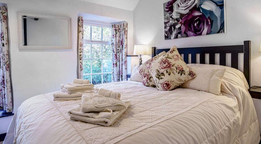 Photo of 2 Bed in Felindre