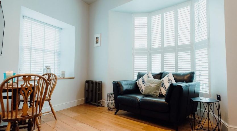 Photo of 1 Bed in Tenby